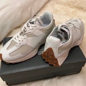 NIB New Balance 327 Size 6